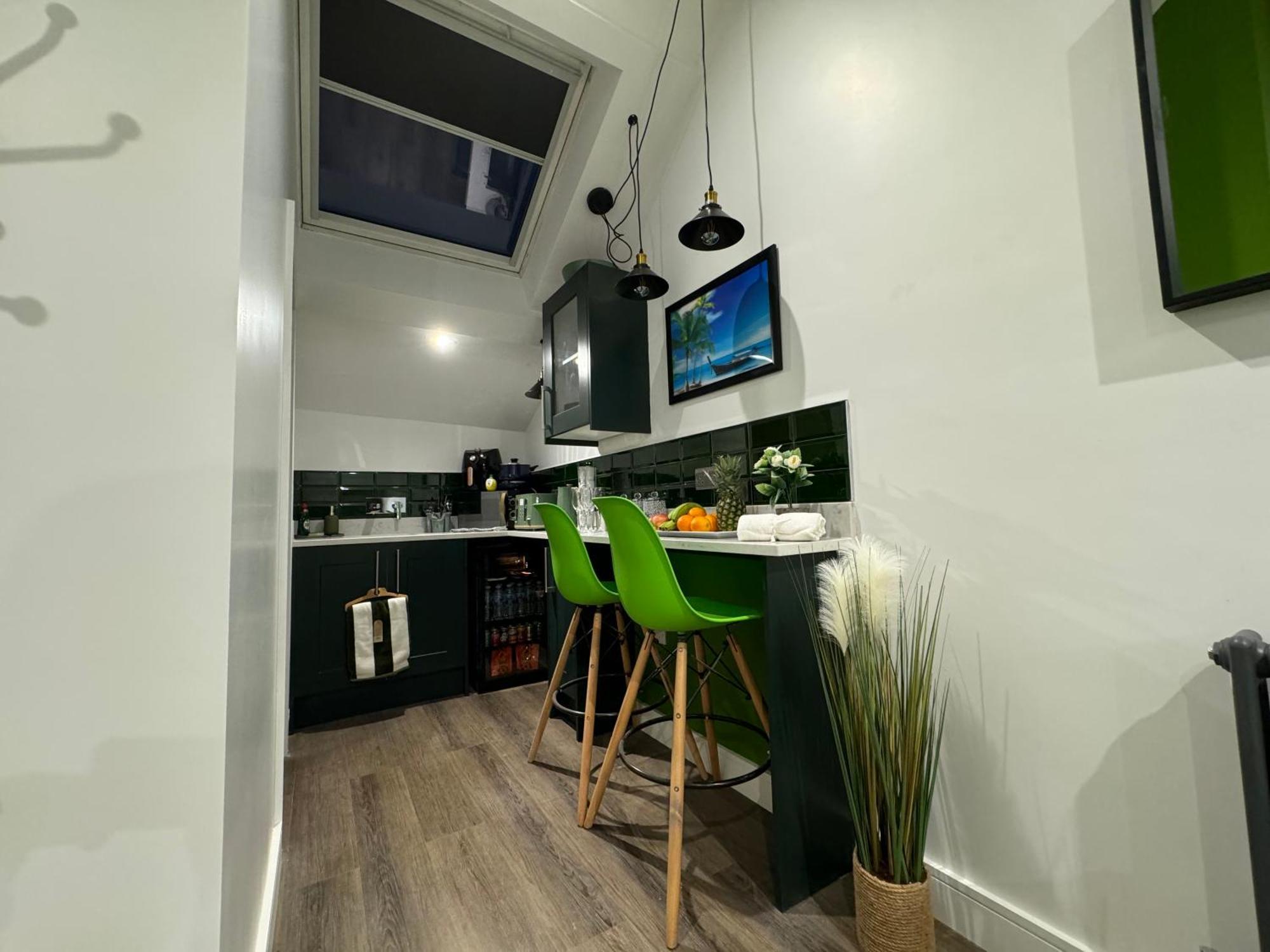 Southgate Luxury Apartments Elland Eksteriør billede