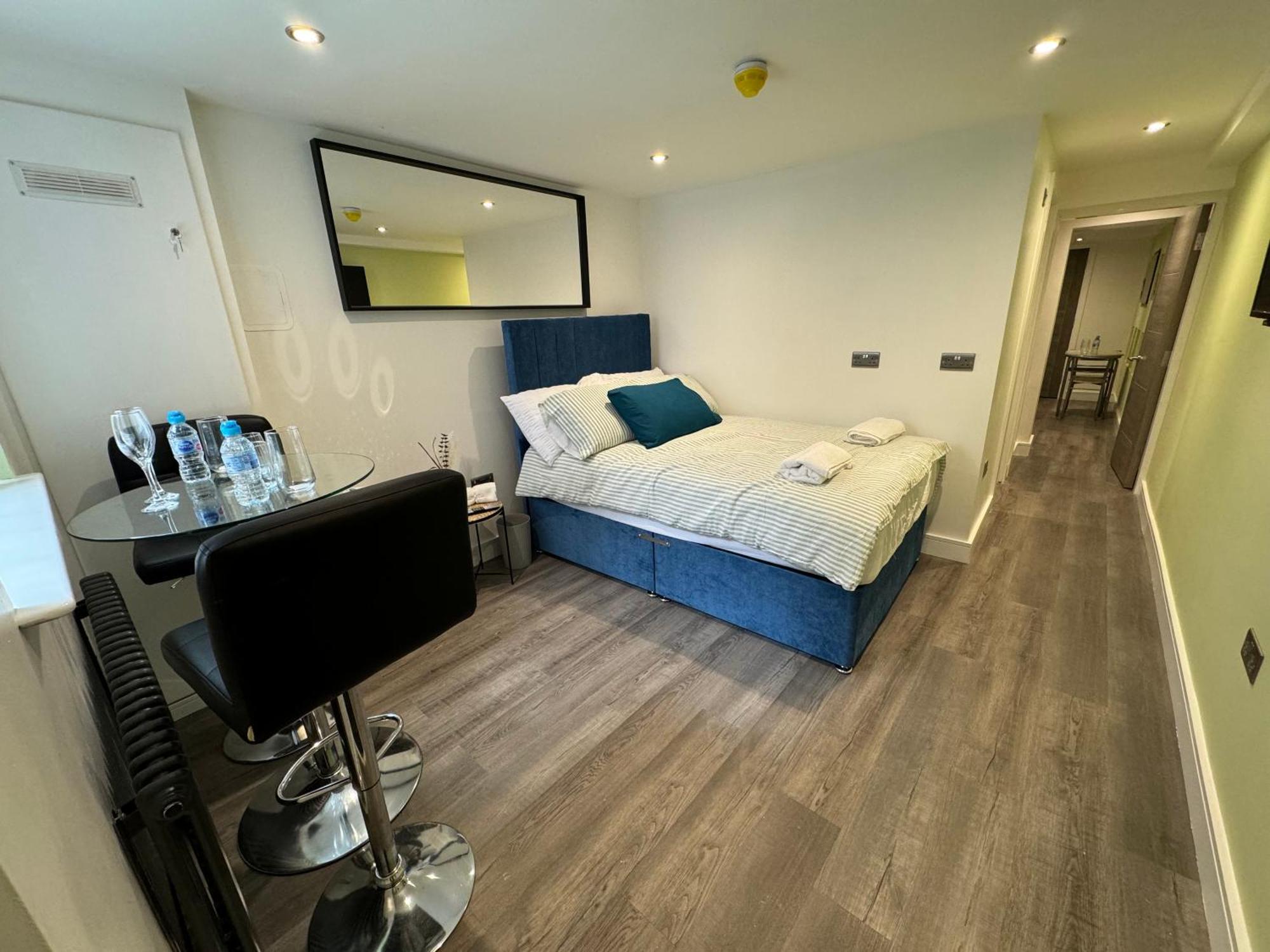 Southgate Luxury Apartments Elland Eksteriør billede