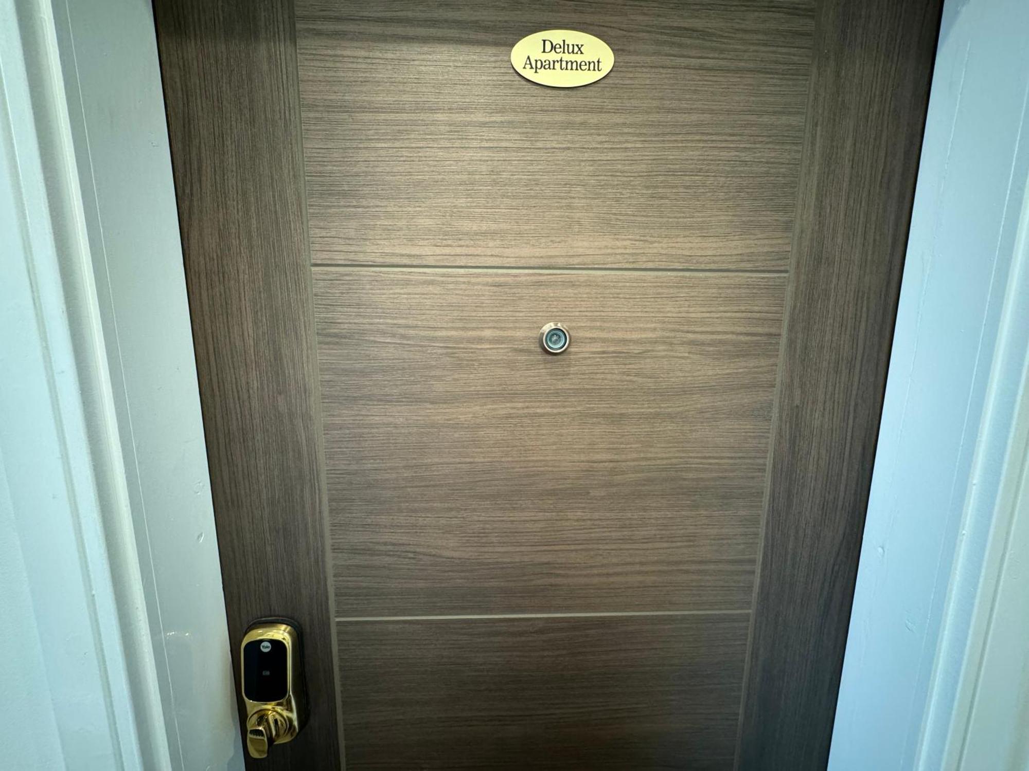 Southgate Luxury Apartments Elland Eksteriør billede