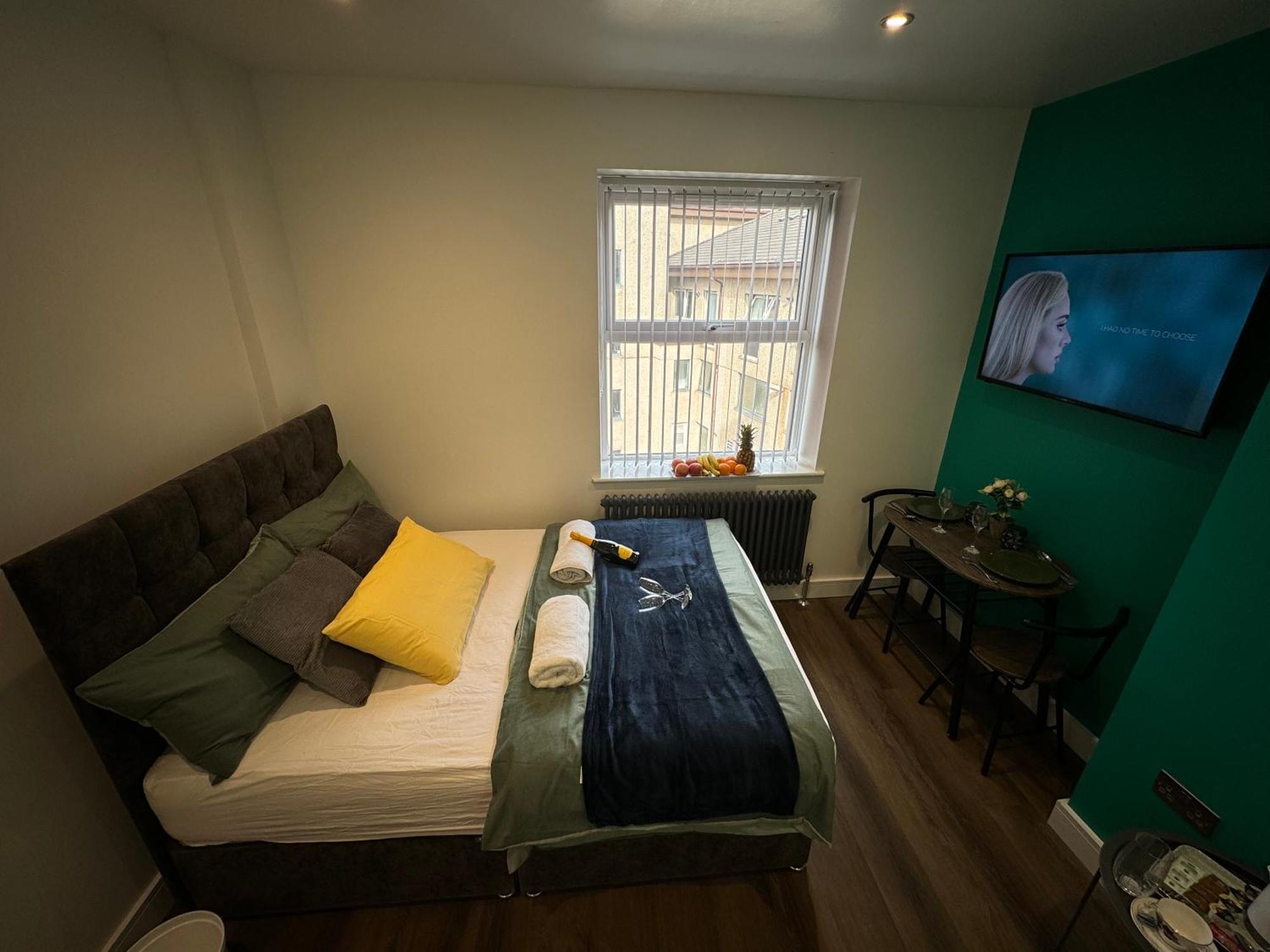Southgate Luxury Apartments Elland Eksteriør billede