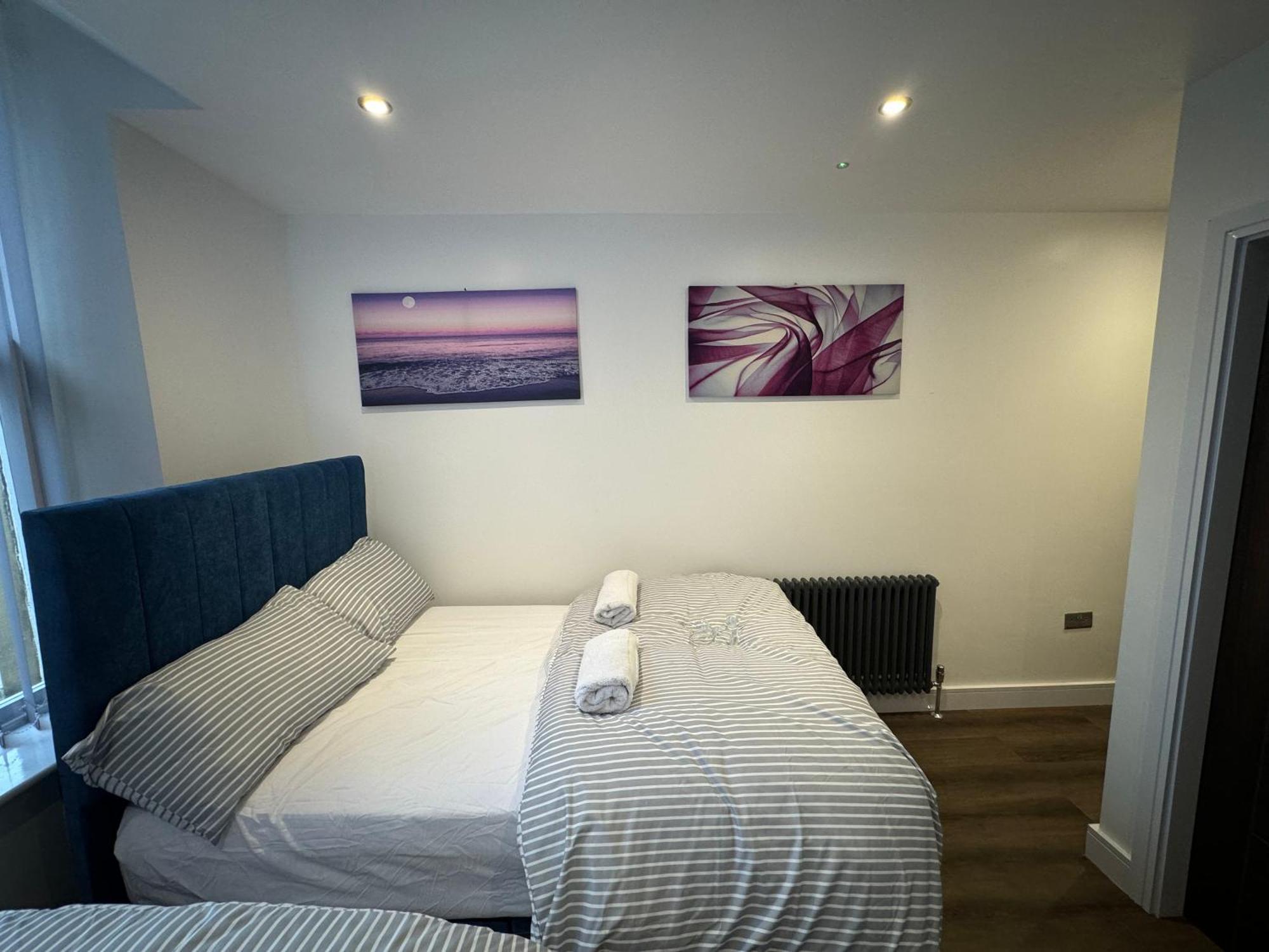 Southgate Luxury Apartments Elland Eksteriør billede