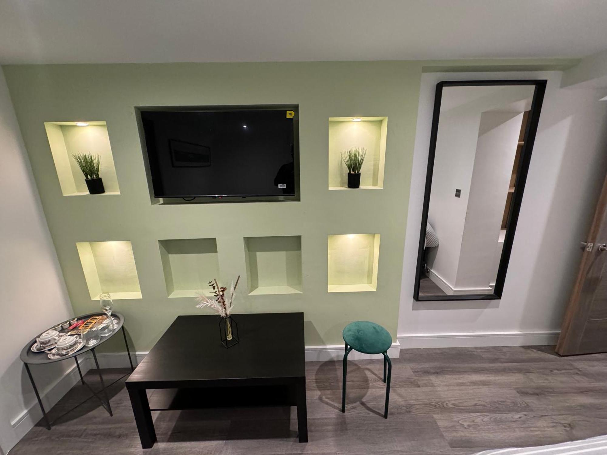 Southgate Luxury Apartments Elland Eksteriør billede