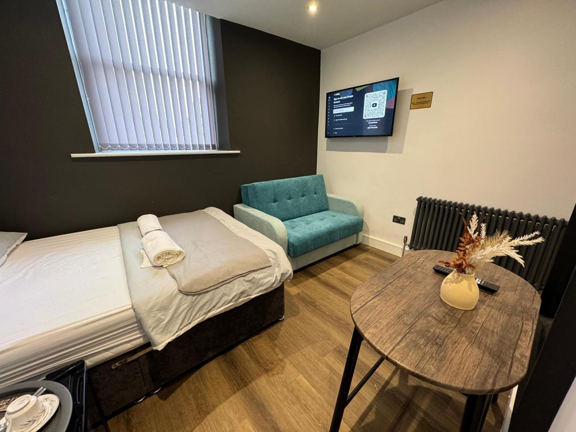 Southgate Luxury Apartments Elland Eksteriør billede