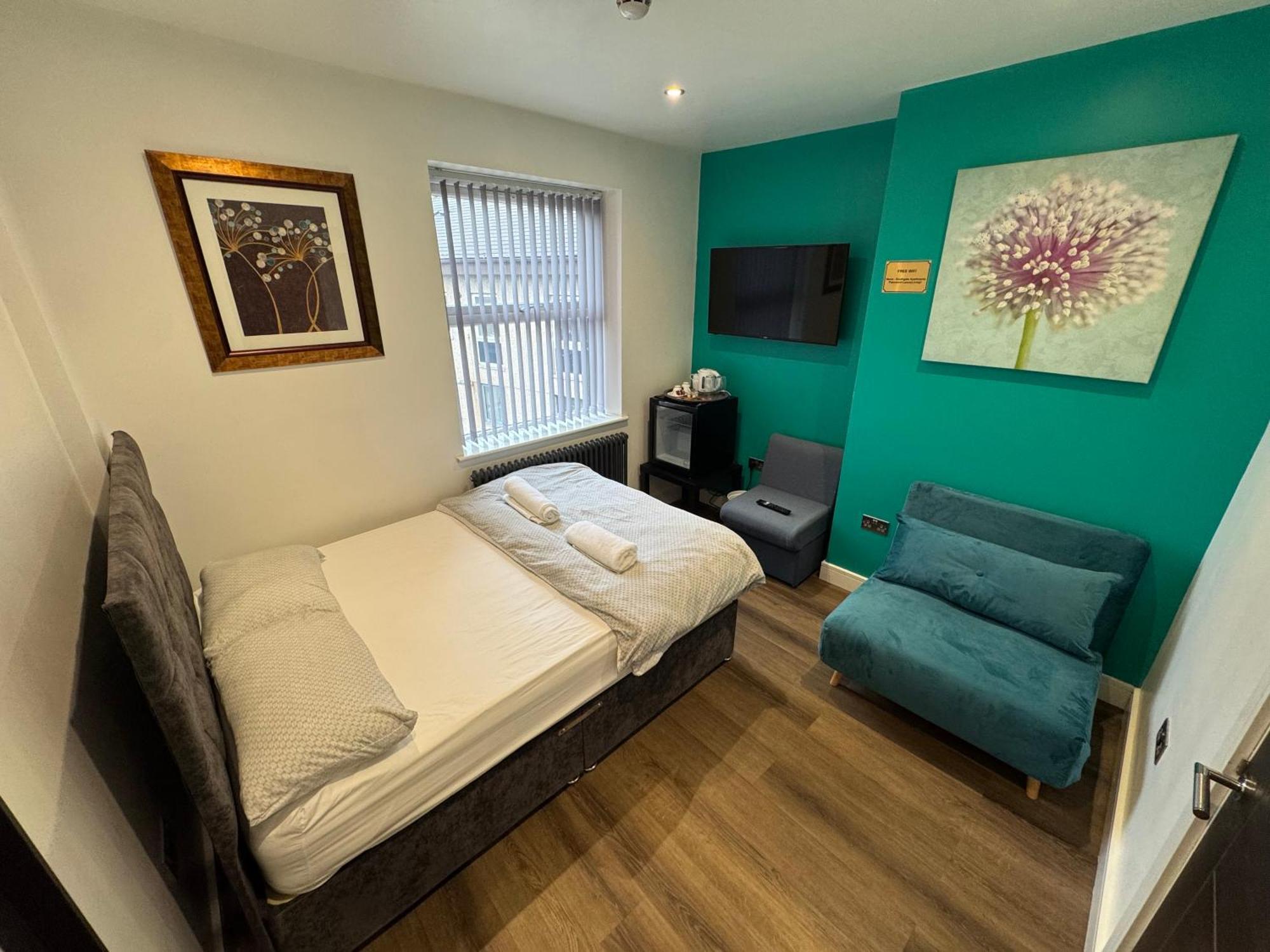 Southgate Luxury Apartments Elland Eksteriør billede